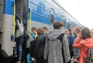 Зустріч волонтерського потяга (ФОТО)