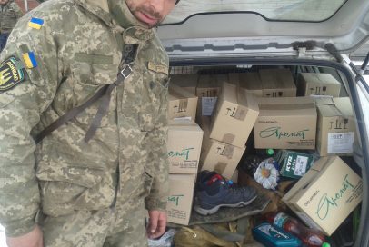 "Бахмут Український" передав подарунки бійцям підрозділу "Донбас-Україна"