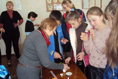 Майстер-клас для школярів від волонтерів "Бахмута Українського"