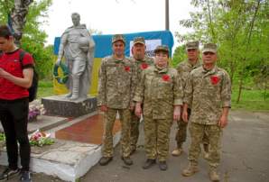 "Бахмут Український" провів захід вшанування пам’яті вбитих гітлерівським та сталінським режимами (ФОТО)